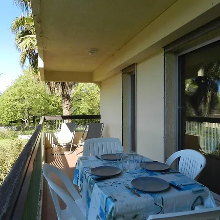 T2 Avec Terrasse Et Parking Au Calme, - Fr-1-251-766 Apartment